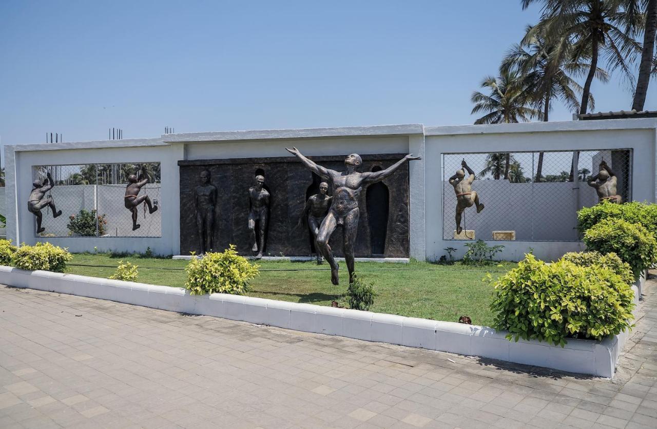 Regenta Central Somnath, Bhalpara Exterior foto