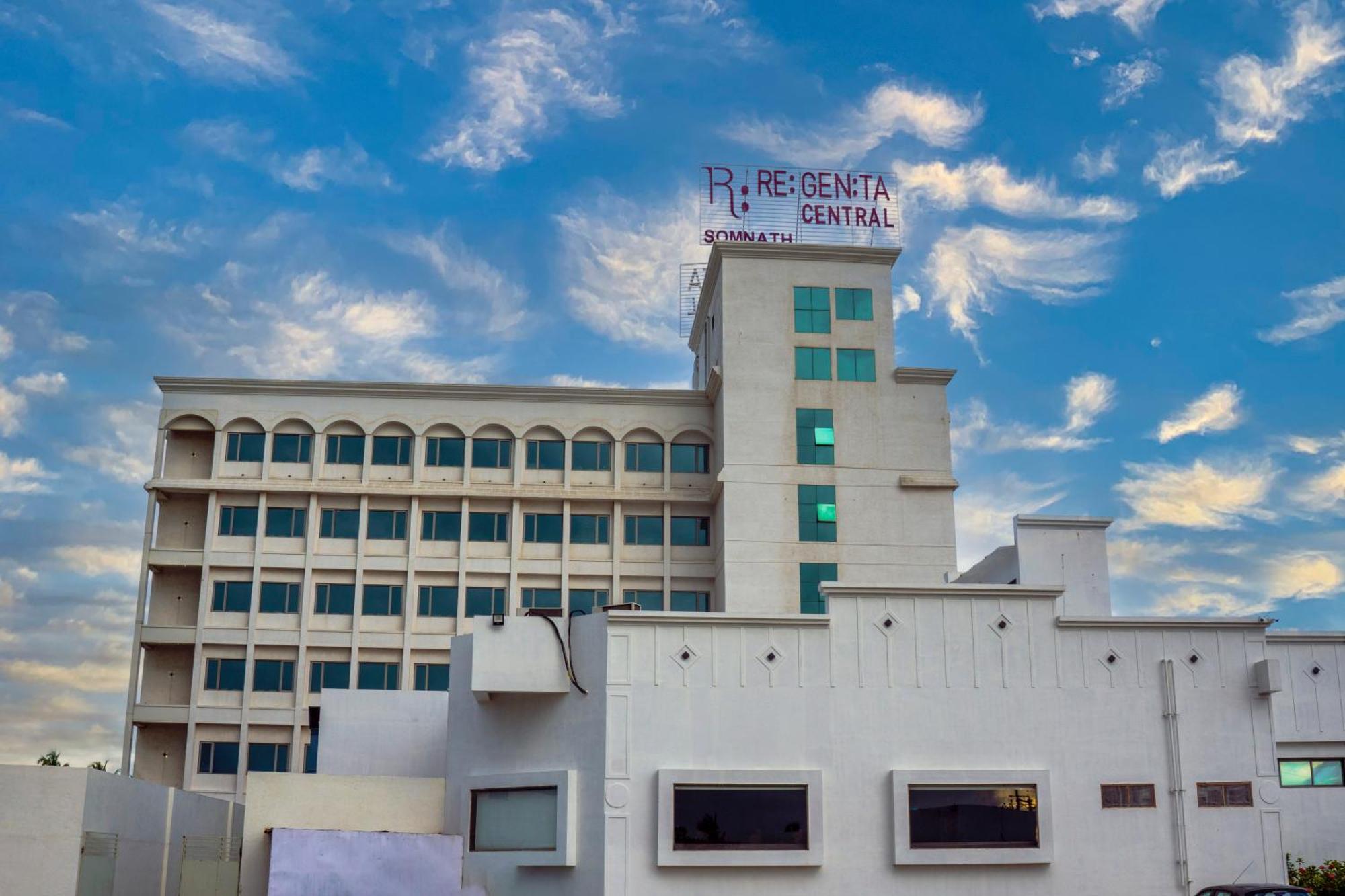 Regenta Central Somnath, Bhalpara Exterior foto