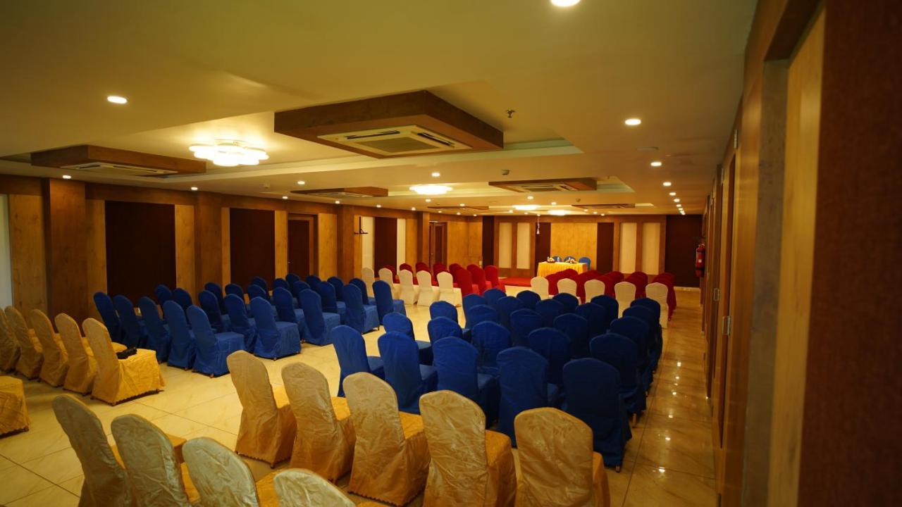 Regenta Central Somnath, Bhalpara Exterior foto