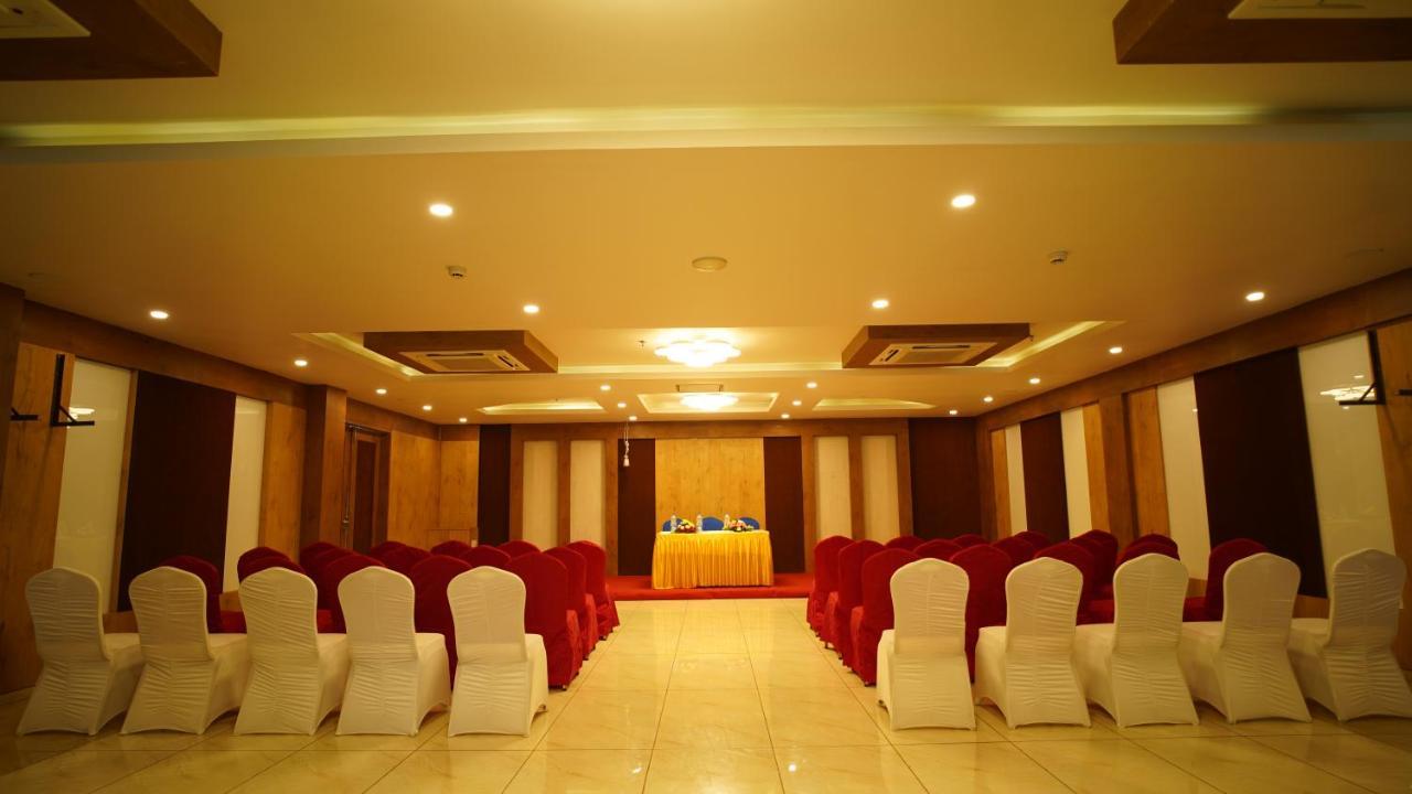 Regenta Central Somnath, Bhalpara Exterior foto