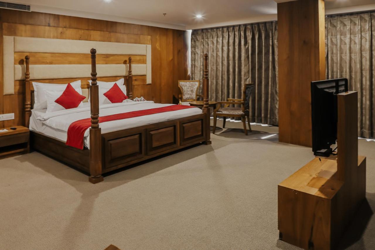 Regenta Central Somnath, Bhalpara Exterior foto